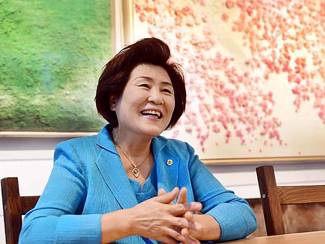 2002 제 329호 김진숙 미용명장1호